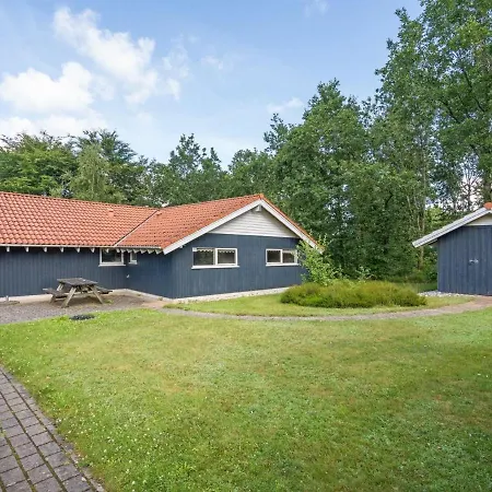 Holiday Annikki - 30km From The Sea In Western Jutland By Interhome Toftlund